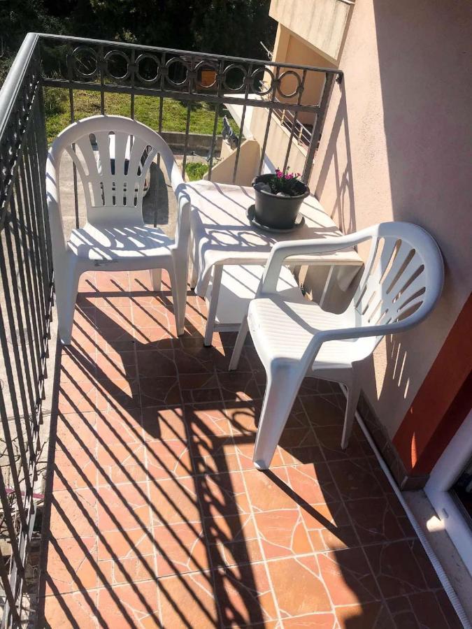 Jovana -- Porodicni Apartmani Igalo Herceg Novi Exteriör bild