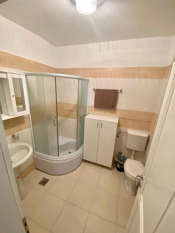 Jovana -- Porodicni Apartmani Igalo Herceg Novi Exteriör bild
