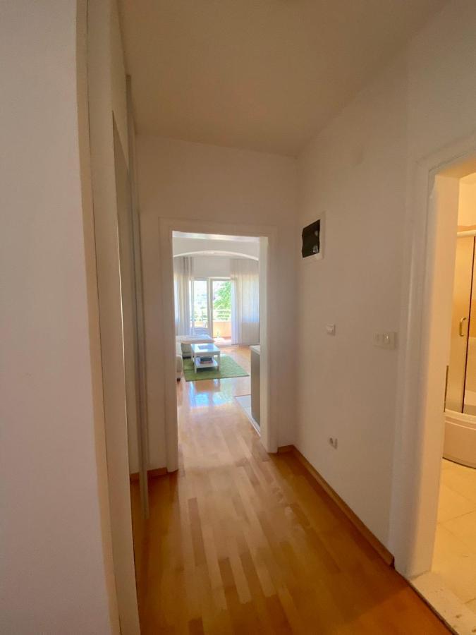 Jovana -- Porodicni Apartmani Igalo Herceg Novi Exteriör bild