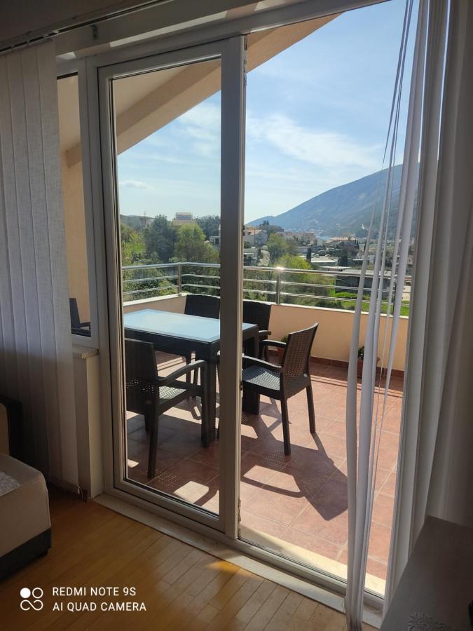 Jovana -- Porodicni Apartmani Igalo Herceg Novi Exteriör bild