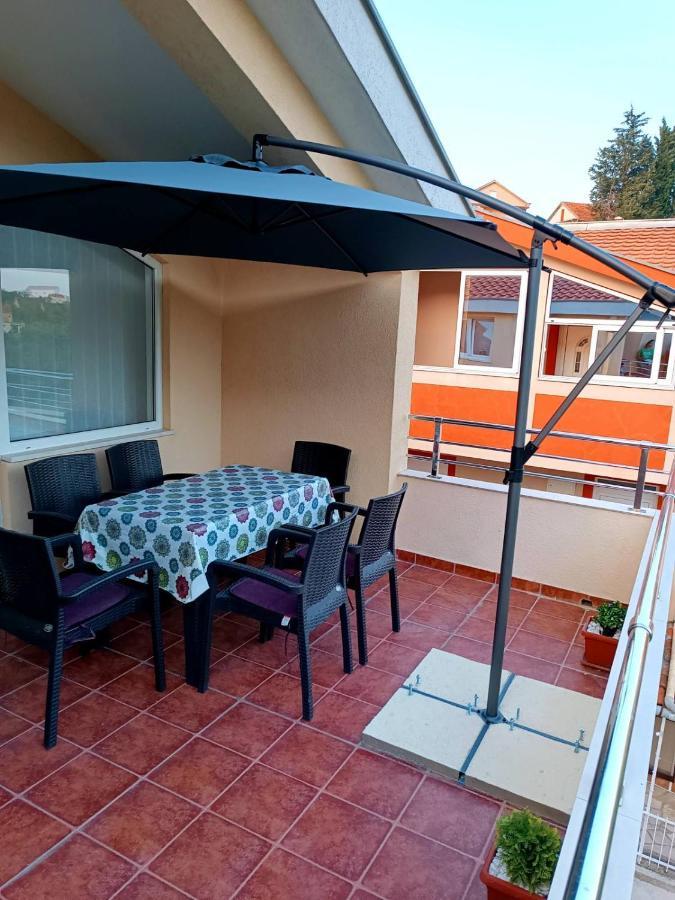 Jovana -- Porodicni Apartmani Igalo Herceg Novi Exteriör bild